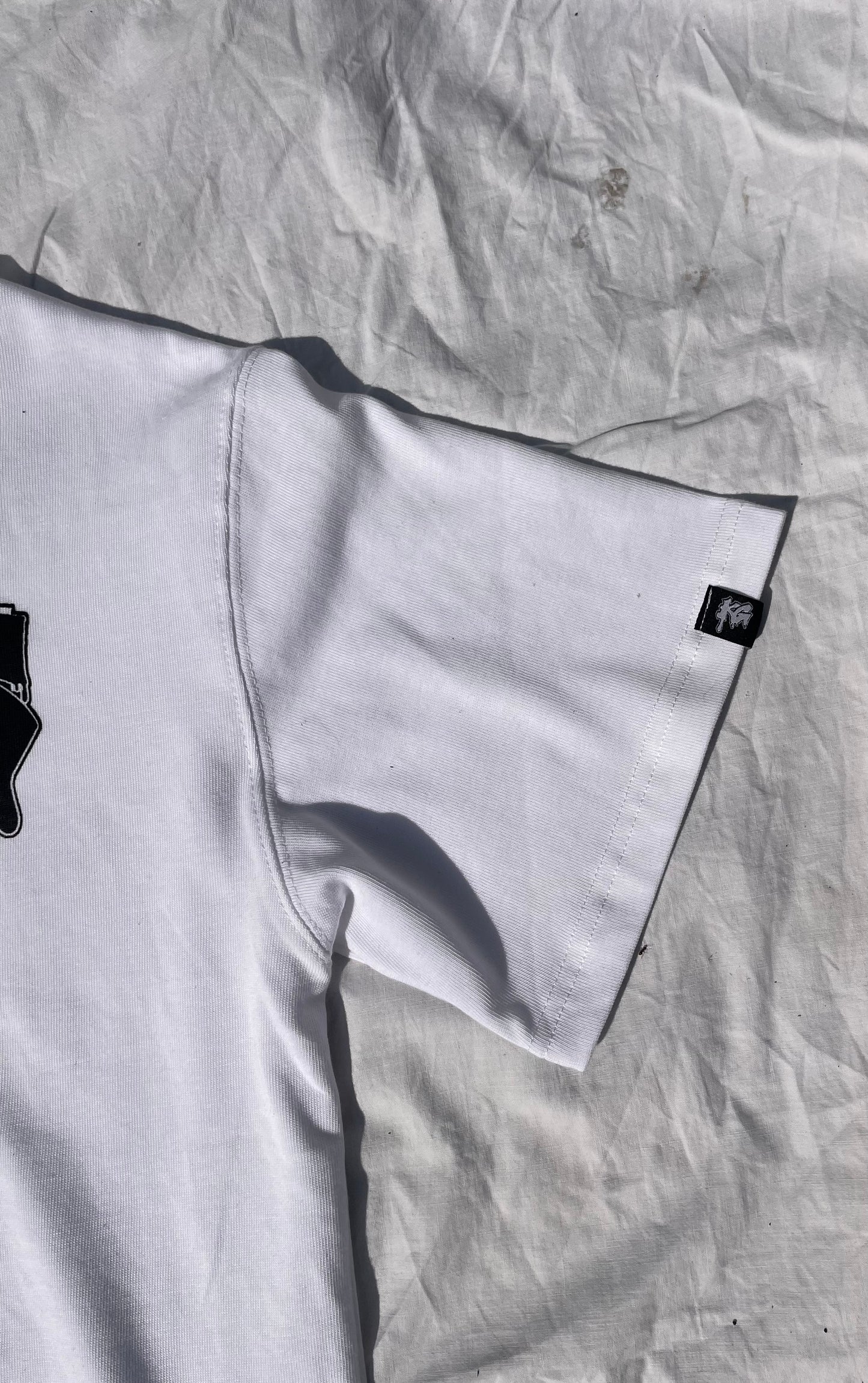 WHITE OVERSIZED GRAFFITI TEE - THE MESSAGE