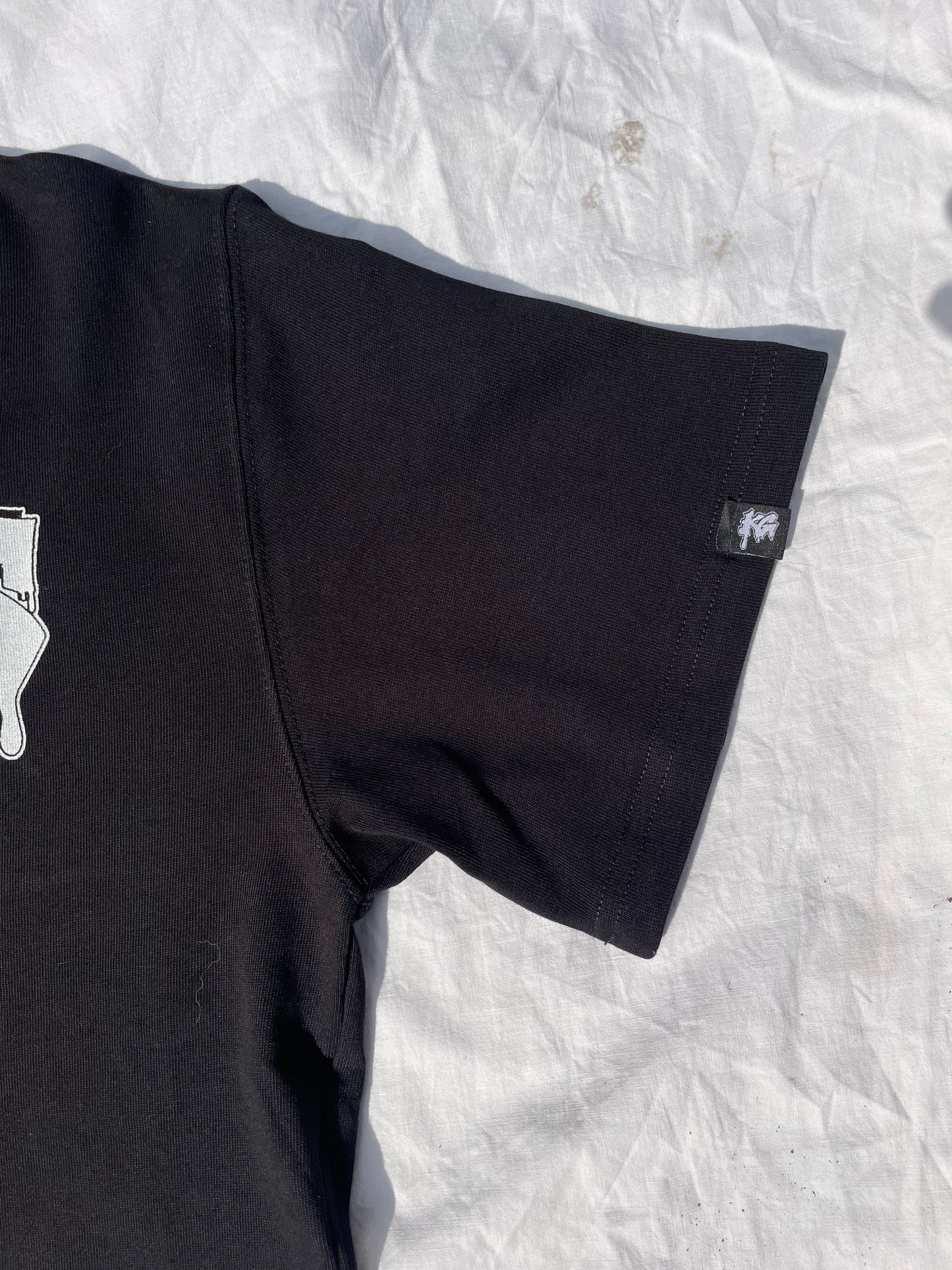 BLACK OVERSIZED GRAFFITI TEE - THE MESSAGE